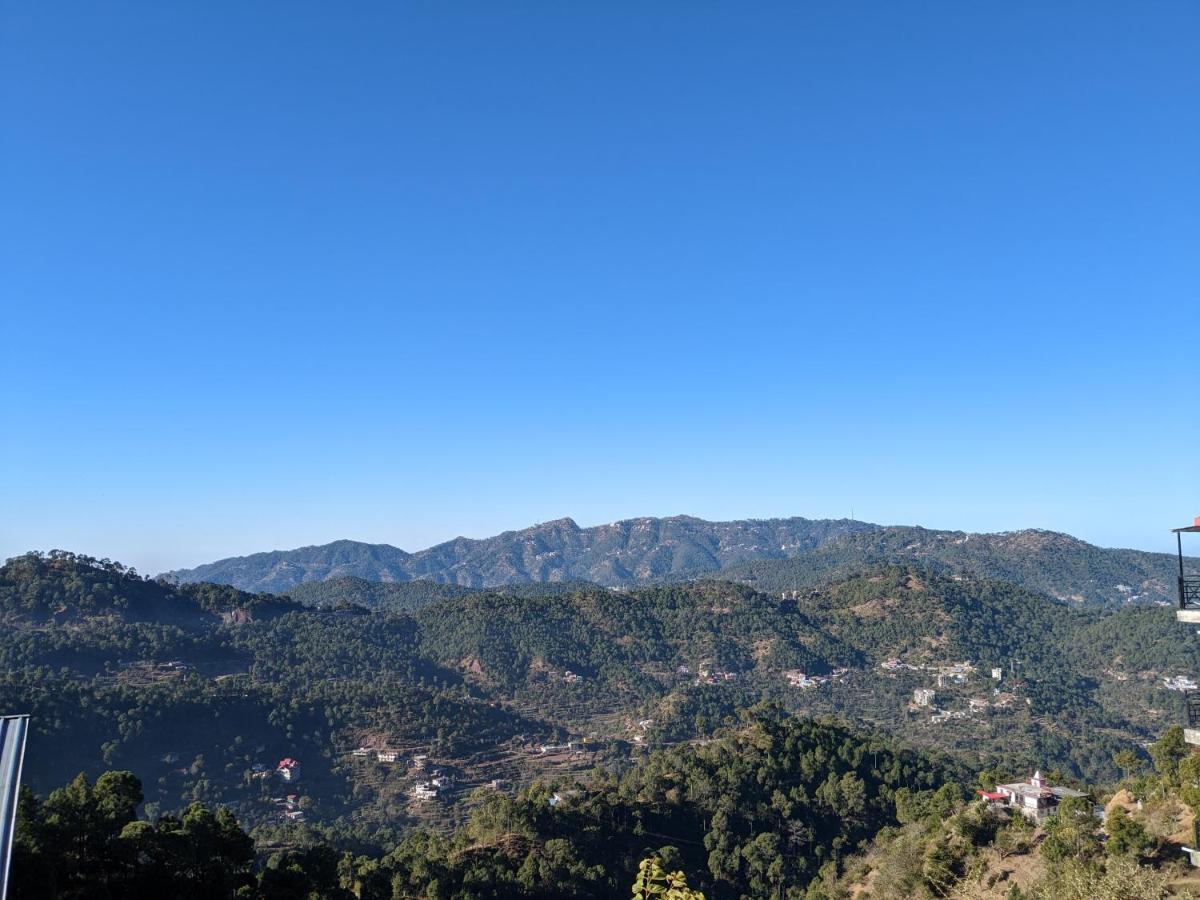 Hotel Le Halcyon Solan Esterno foto